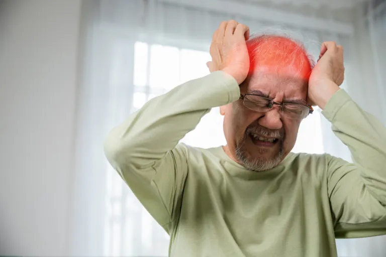 Managing Chronic Pain: Impact on Dementia Risk