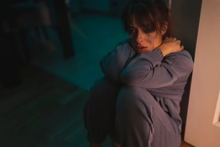 Distinguishing Between Anxious Thoughts and Stress: Practical Tips for Management