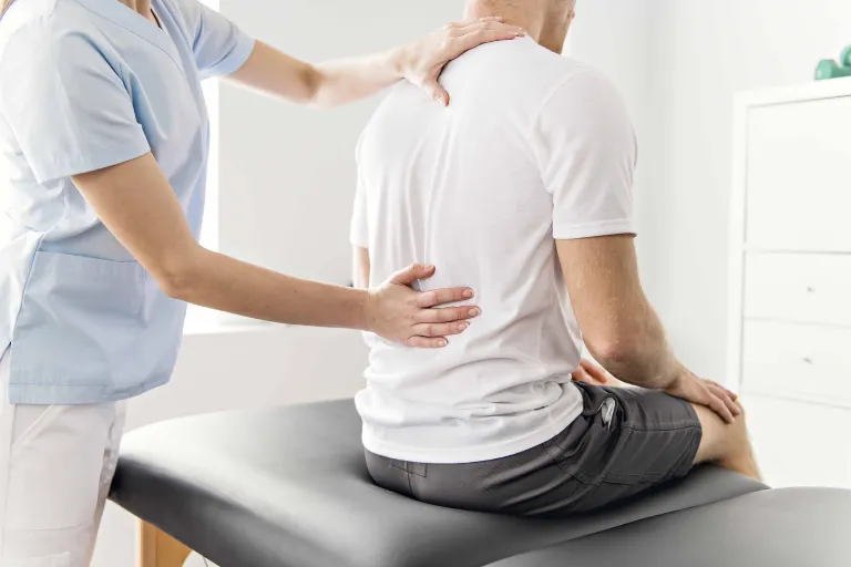 Osteopath Explains: Back Pain Isn’t Caused by “Bad Posture” — It’s a Nervous System Problem